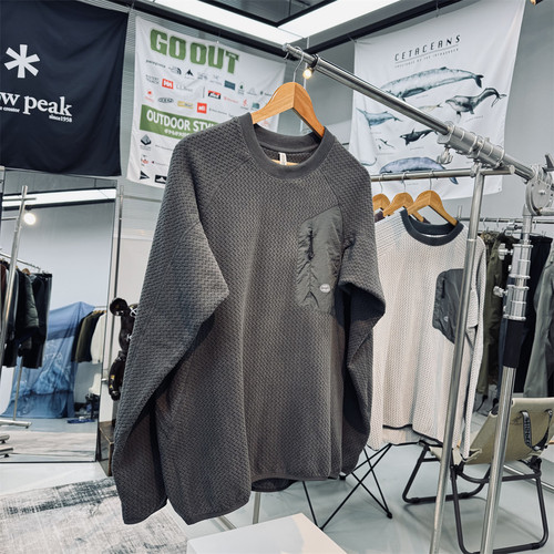 胸前口袋中间层户外波浪纹抓绒衣