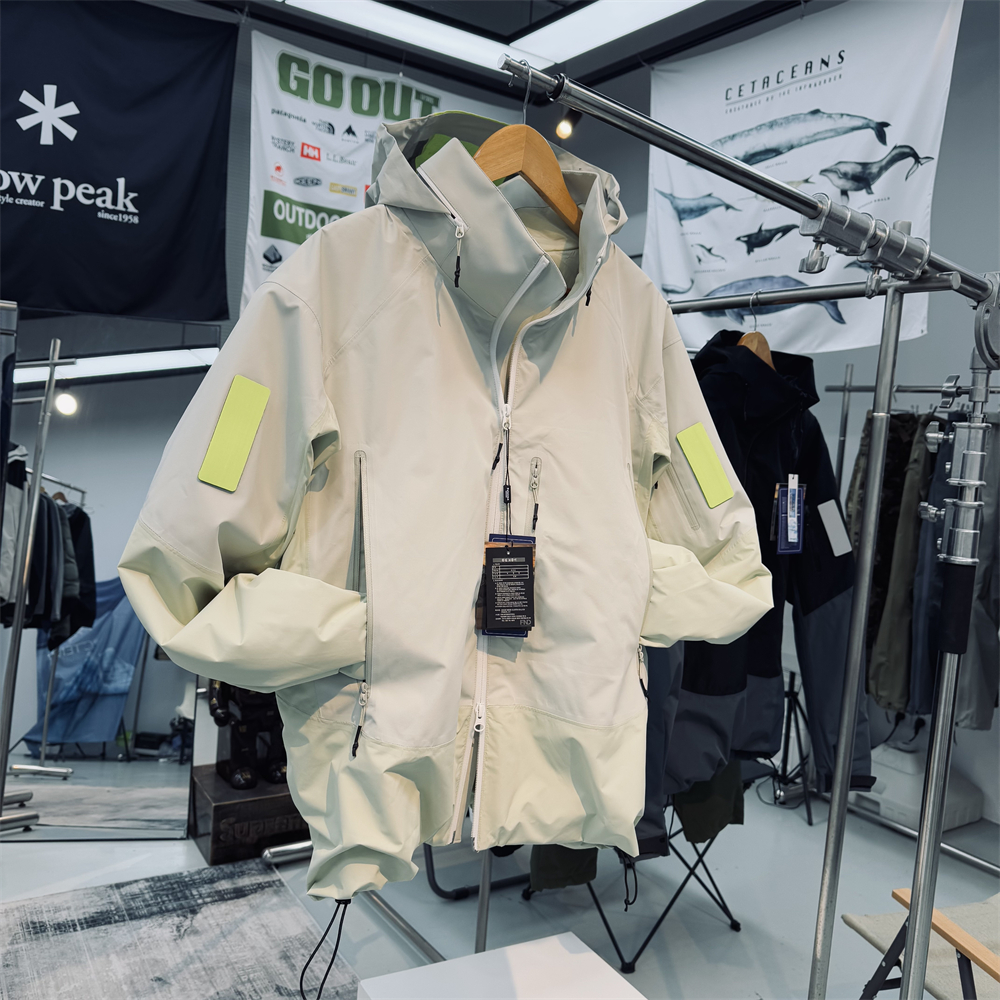 袅平替全压胶硬壳防风防水棉衣