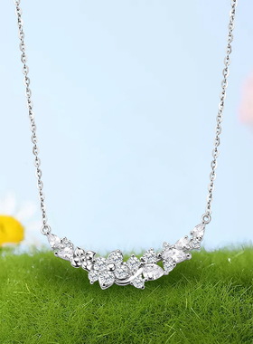 迪士尼幸运花草项链女款爆款轻奢小众高级感锁骨链送女友礼物首饰