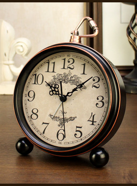 美式小闹钟家用床头静音座钟学生桌面台钟客厅复古时钟摆件台式表