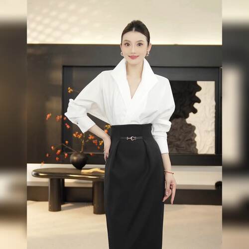 春翻领交叉西装垂坠感设计感气质短款上衣HBZX710325