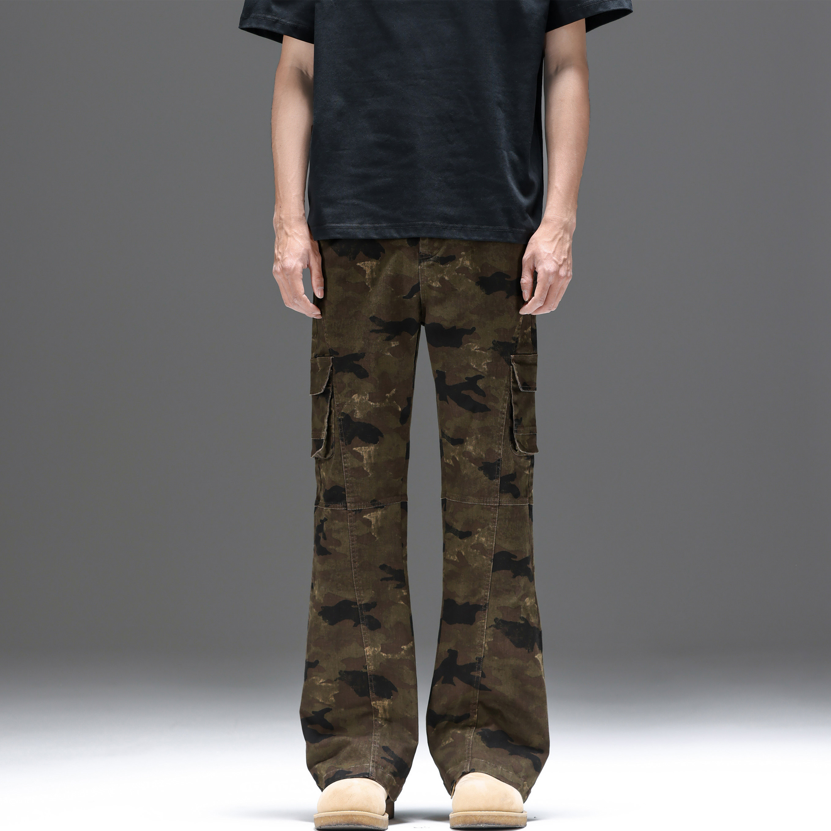 UNKNOWTAL 复古水洗迷彩多口袋修身微喇显瘦工装长裤