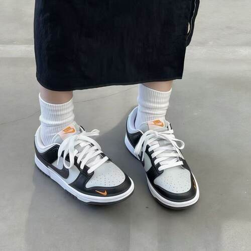 耐克女子休闲运动板鞋