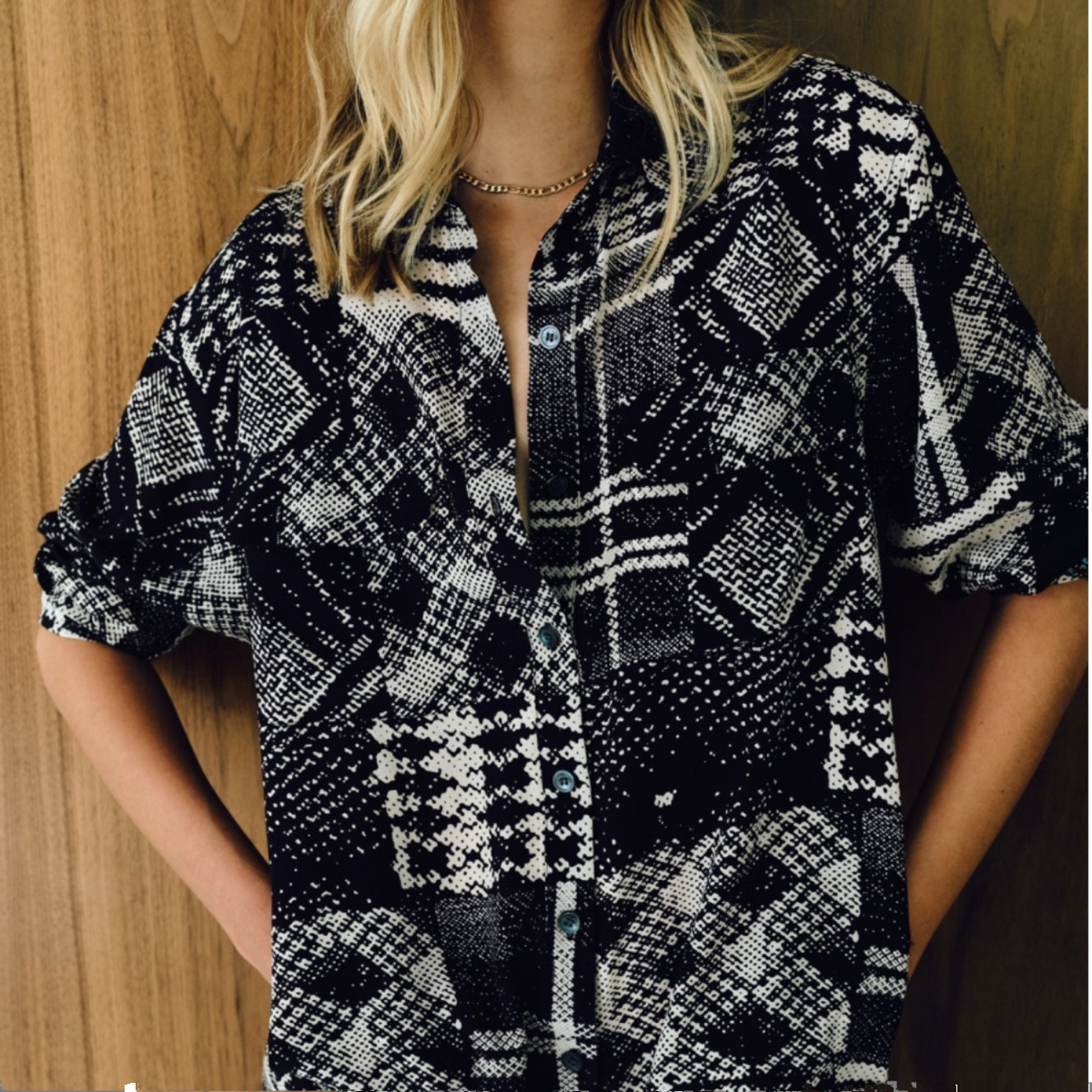 巴黎设计师EQ女款蛇纹印花衬衫