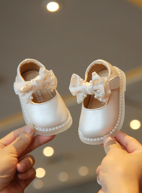 GSRG婴儿学步鞋女童公主软底防滑儿童春秋女宝宝带珍珠休闲小皮鞋