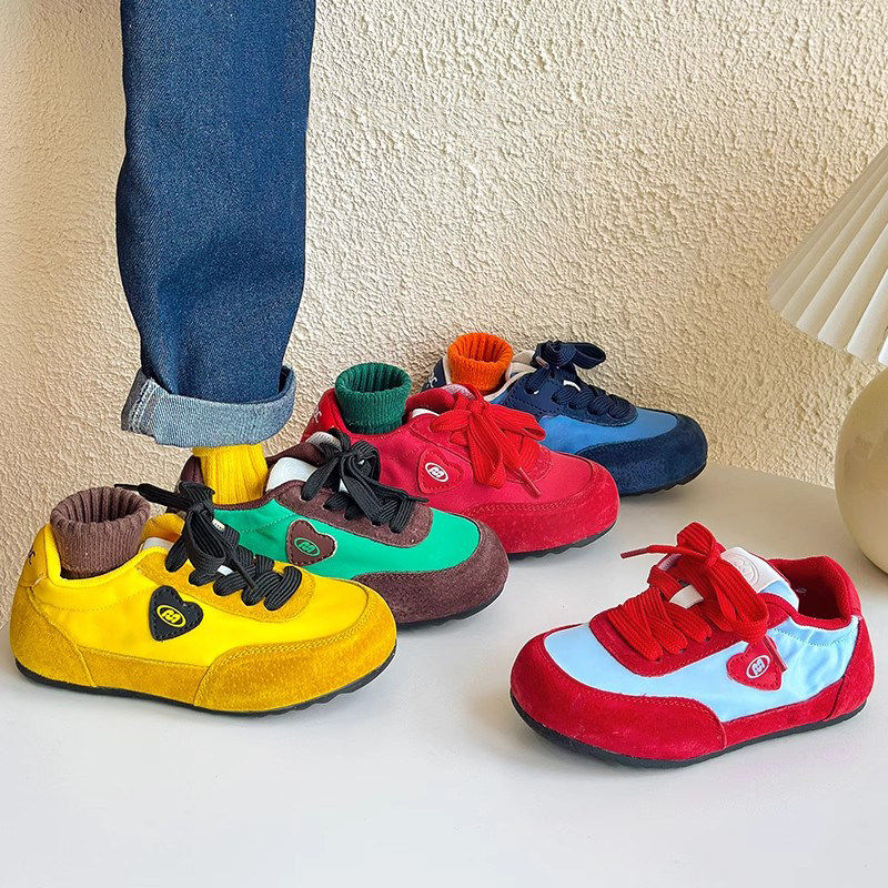 韩国Uamtor儿童多巴胺德训鞋韩版春季款爱心软底板鞋芭蕾风阿甘鞋