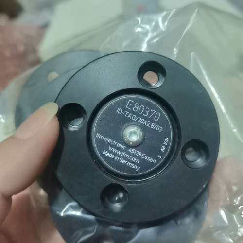 出款全新德国制造的工业自动化产品，型号E80370