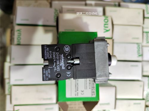 议价商品施耐德ZB2BWB51C原装正品
