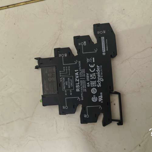 议价施耐德超薄薄片继电器RSL1AB4BD