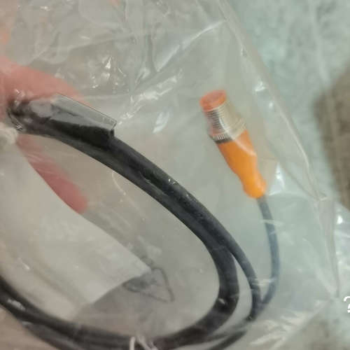 议价IFM易福门EVC218全新原装正品