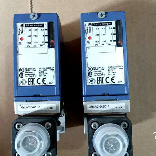 全封没包装施耐开关 XMLA010A2C11  2