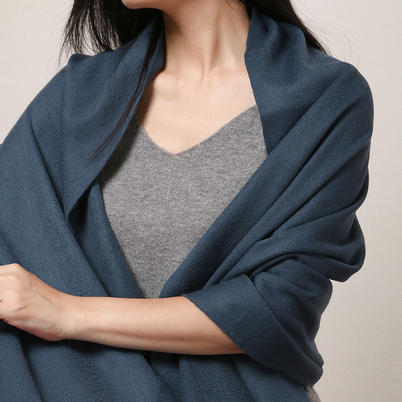 APCSHOP秋冬流苏通勤女保暖披肩