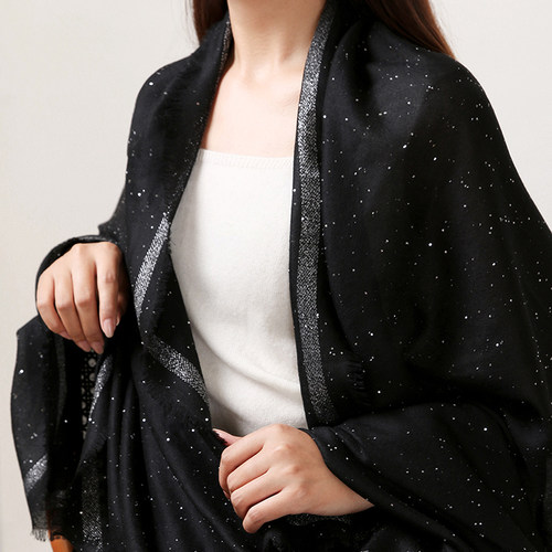apcshop秋冬亮片女水溶羊毛披肩