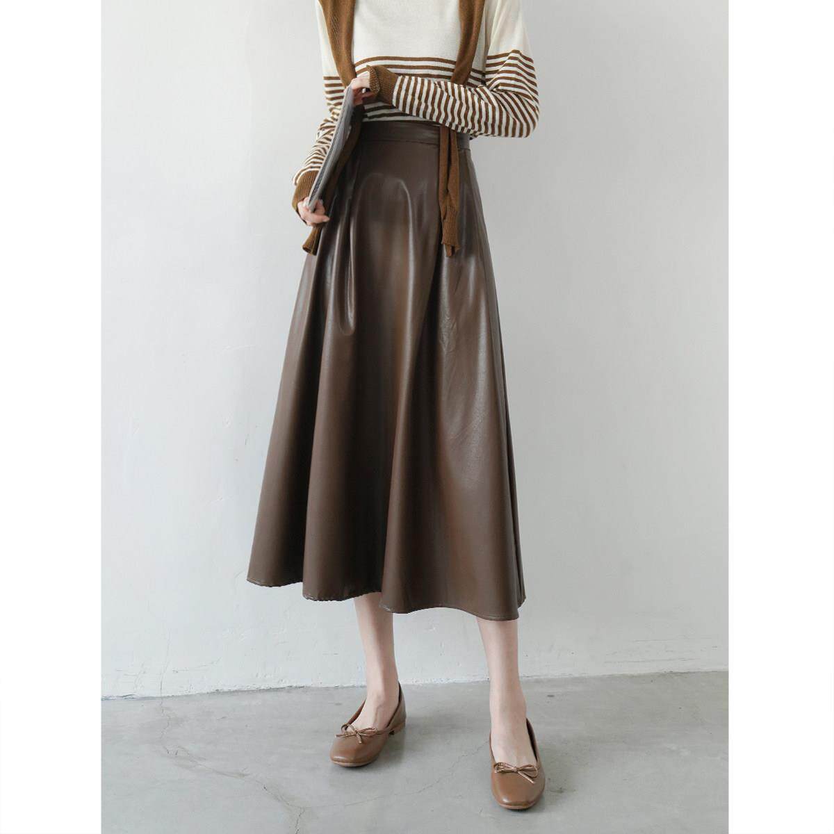 高级感气质咖色真皮半身裙女2025新款秋冬显瘦高腰中长款a字伞裙