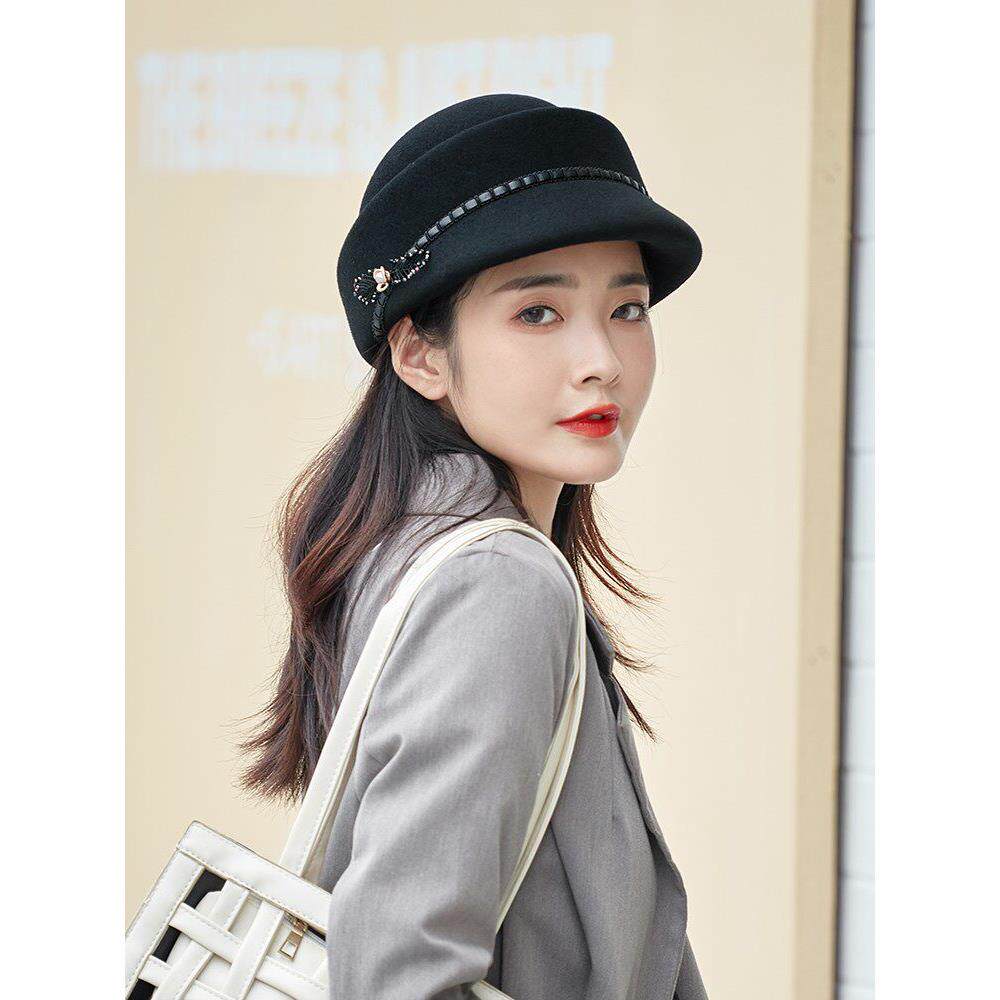 羊毛鸭舌帽秋冬显脸小帽子女冬季新款百搭时尚洋气英伦复古贝雷帽