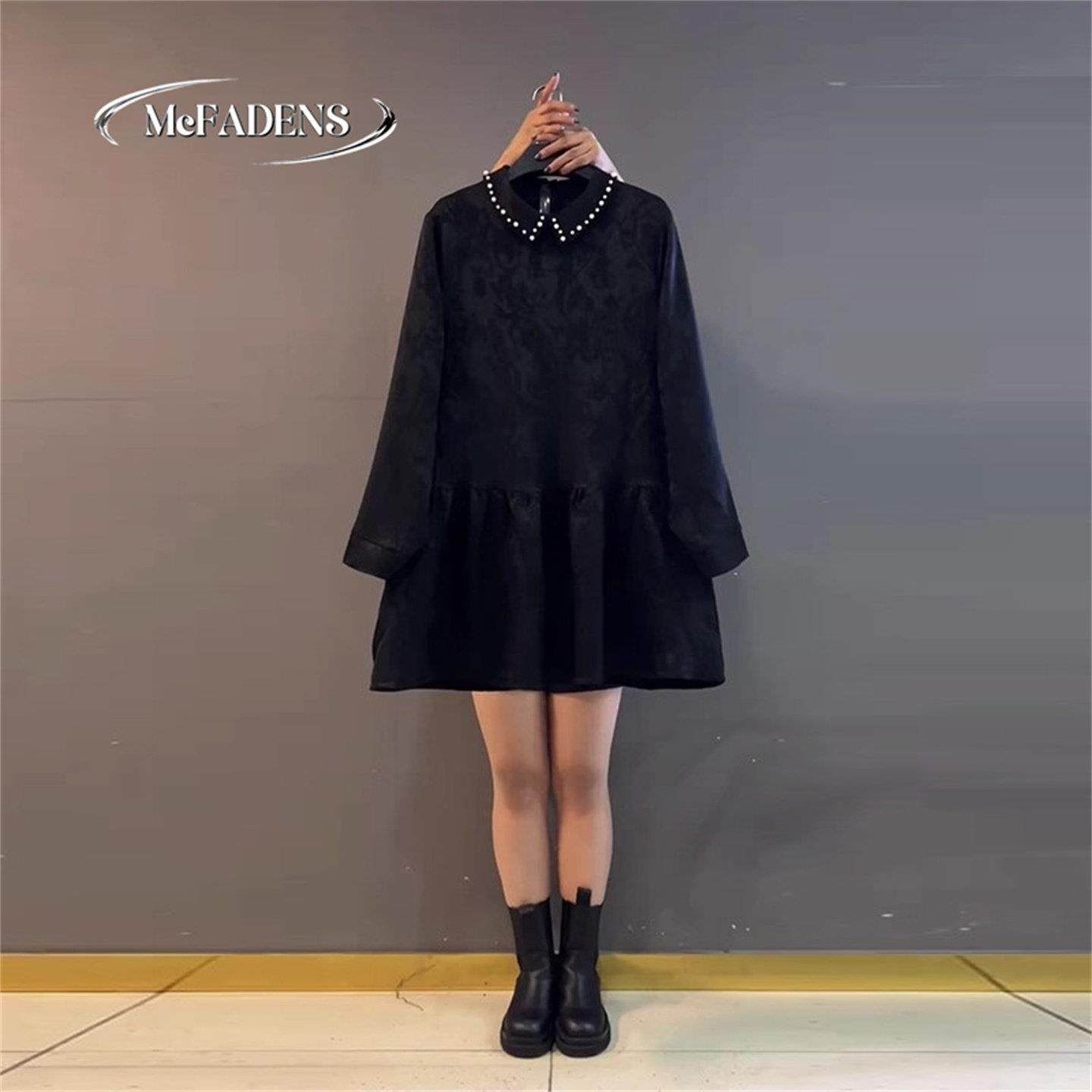 香港大码女装宽松赫本风小黑裙胖妹妹翻领钉珠边收腰长袖连衣裙潮