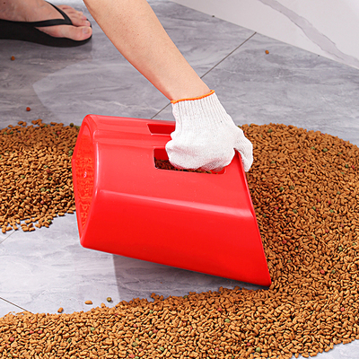 多用途加厚手持饲料铲斗塑料簸箕农村秋收粮食铲装袋铲子添料扒斗