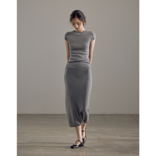 修身 commuse 简约纯色圆领短袖 遁光 显瘦百搭T恤上衣 memory