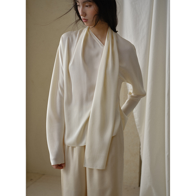 commuse memory『静水垂光』设计真丝弹力围巾领长袖真丝上衣衬衫