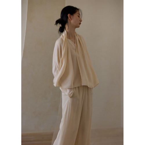 commusememory围巾领开衫衬衣