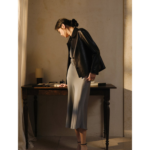 commuse memory『予墨木语』半植鞣绵羊皮天然直筒翻领皮衣女外套