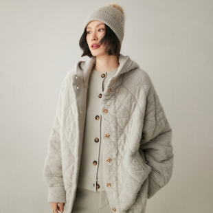 高端设计师款 女冬连帽宽松棉服大外套 肌理感加厚山羊绒针织开衫