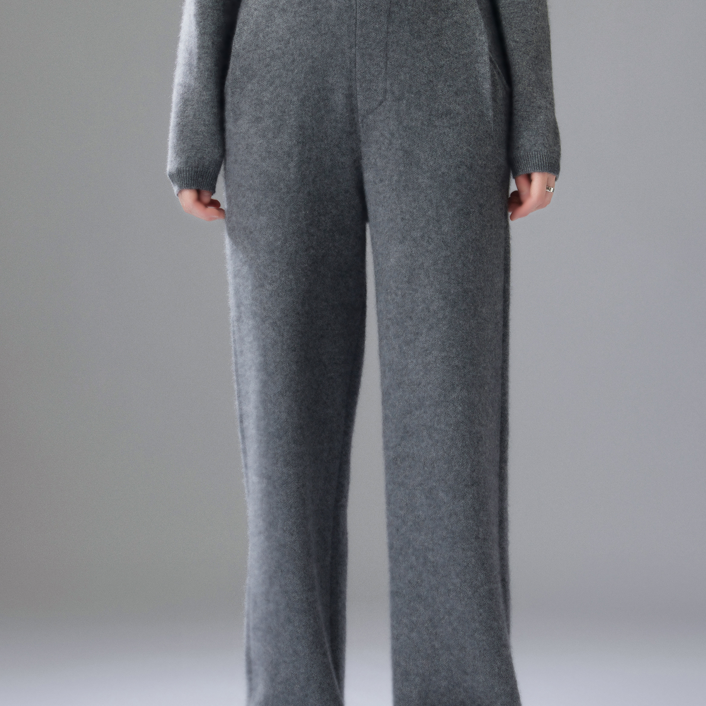 休闲气质加厚山羊绒阔腿裤女秋冬新款百搭显瘦保暖针织直筒裤子