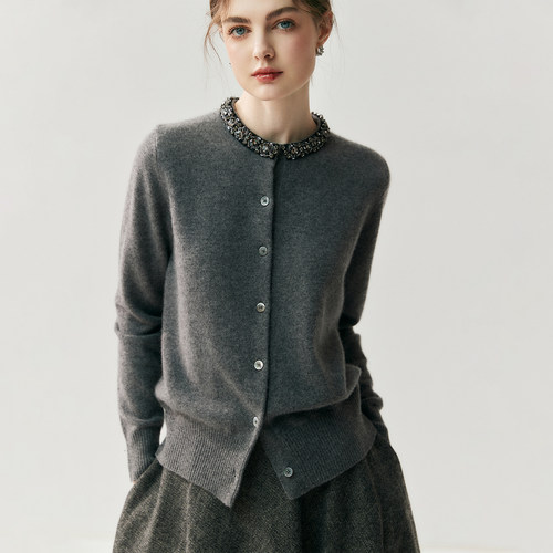 重工镶钻山羊绒针织开衫女2025年秋冬新款高级感宽松显瘦毛衣外套