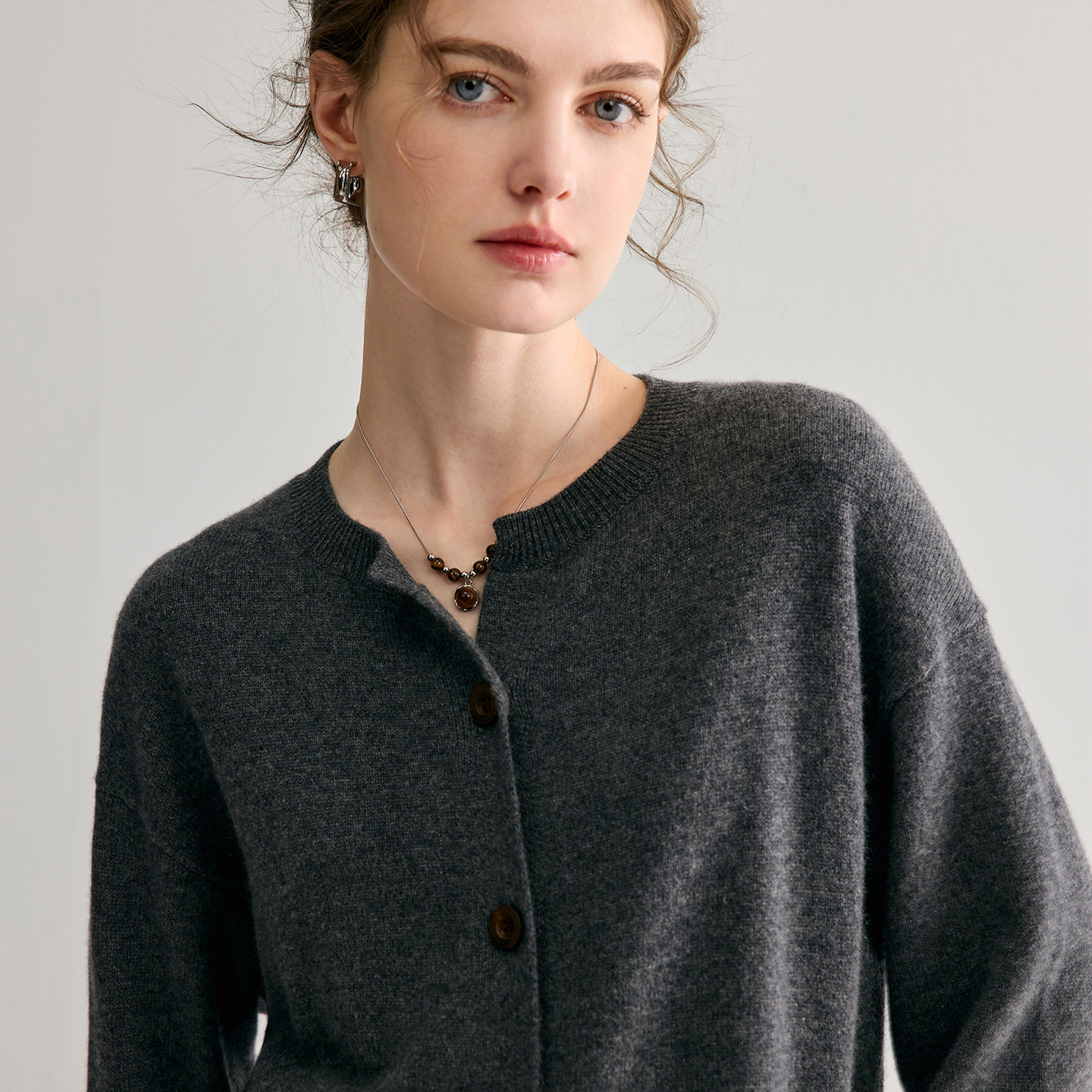 慵懒风宽松圆领100%羊绒开衫女长袖外搭春季新款百搭针织毛衣外套,女装/女士精品,羊绒衫,淘宝优惠券,粉丝福利购,淘宝优惠卷