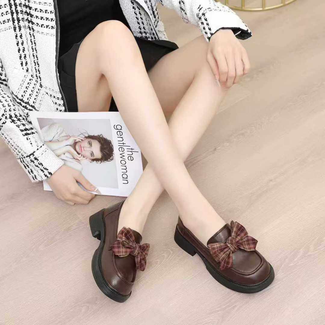 巨日软皮面花布蝴蝶结单鞋2026春季新款2766010软底中跟防滑女鞋,女鞋,浅口单鞋,淘宝优惠券,粉丝福利购,淘宝优惠卷