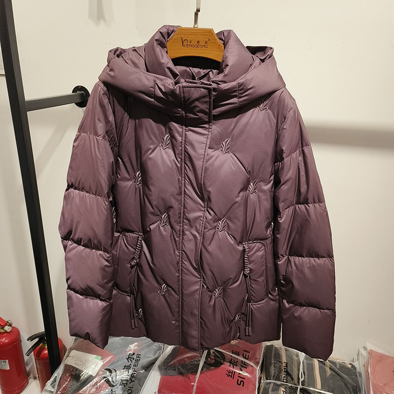 正品65867新款中年妈妈羽绒服女