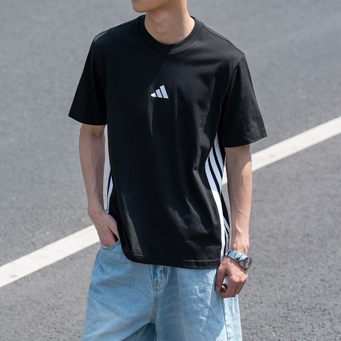 Adidas阿迪达斯短袖男款纯棉上衣2026新款运动休闲小LOGO圆领T恤