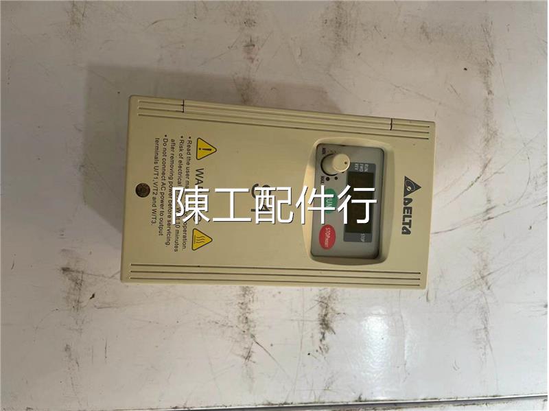 台达二手拆机变频器VFD002S23A-封面