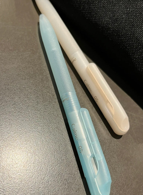 日本Pentel派通calme新款透明磨砂中油笔静音三宅一成冰霜蓝限定