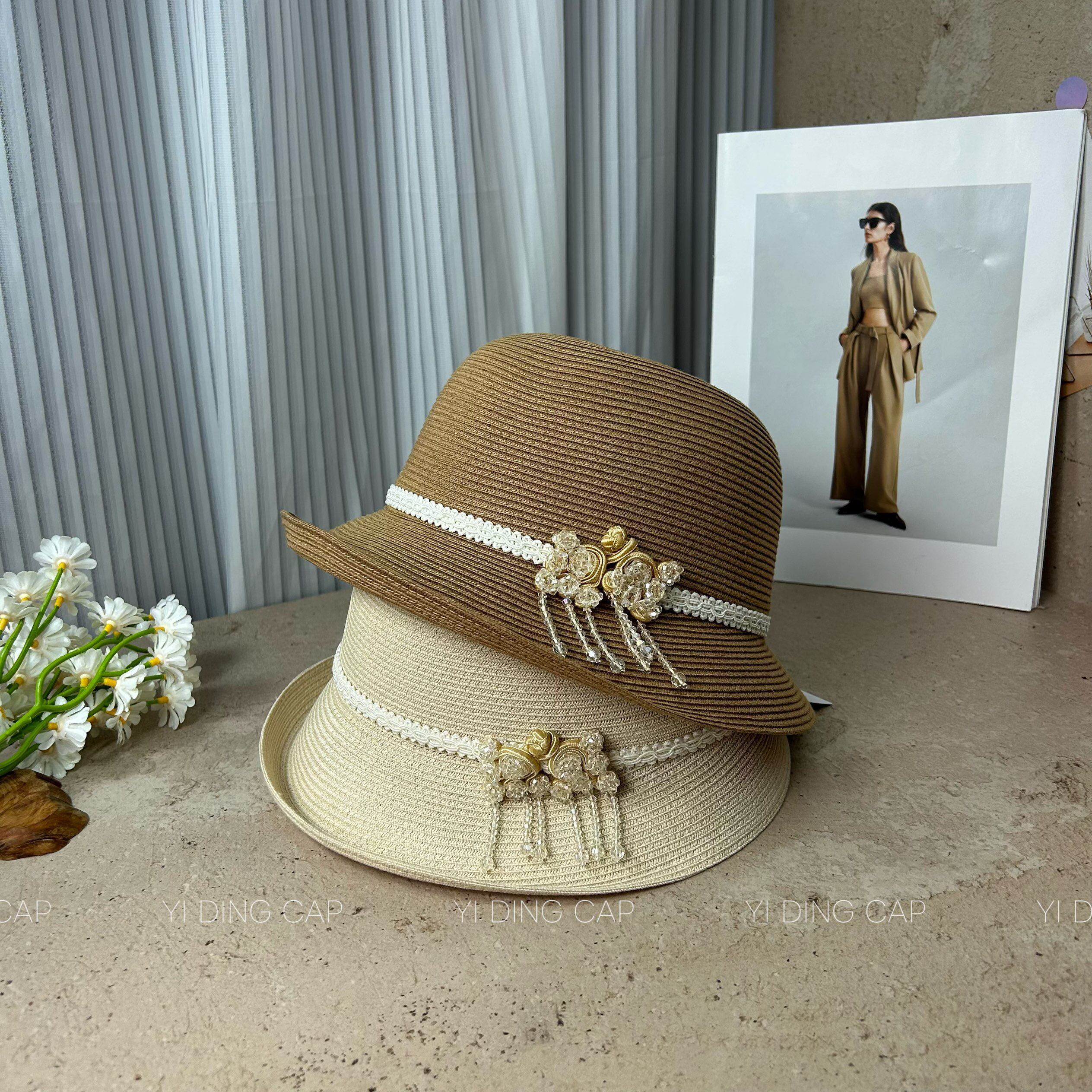 仿麻系列-法式复古花朵珍珠草帽女优雅草编卷边海边遮阳渔夫帽潮