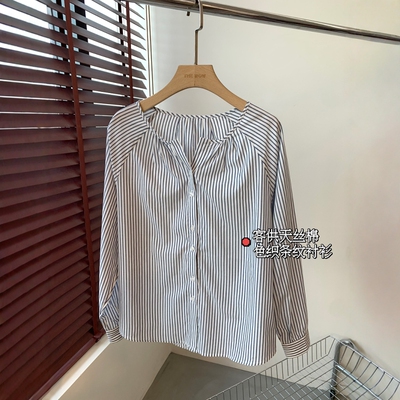 条纹前后领立体压褶工艺条纹衬衫