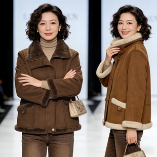 时髦年轻显瘦皮毛一体大衣短款棉服妈妈冬装棉衣外套中年女装棉袄