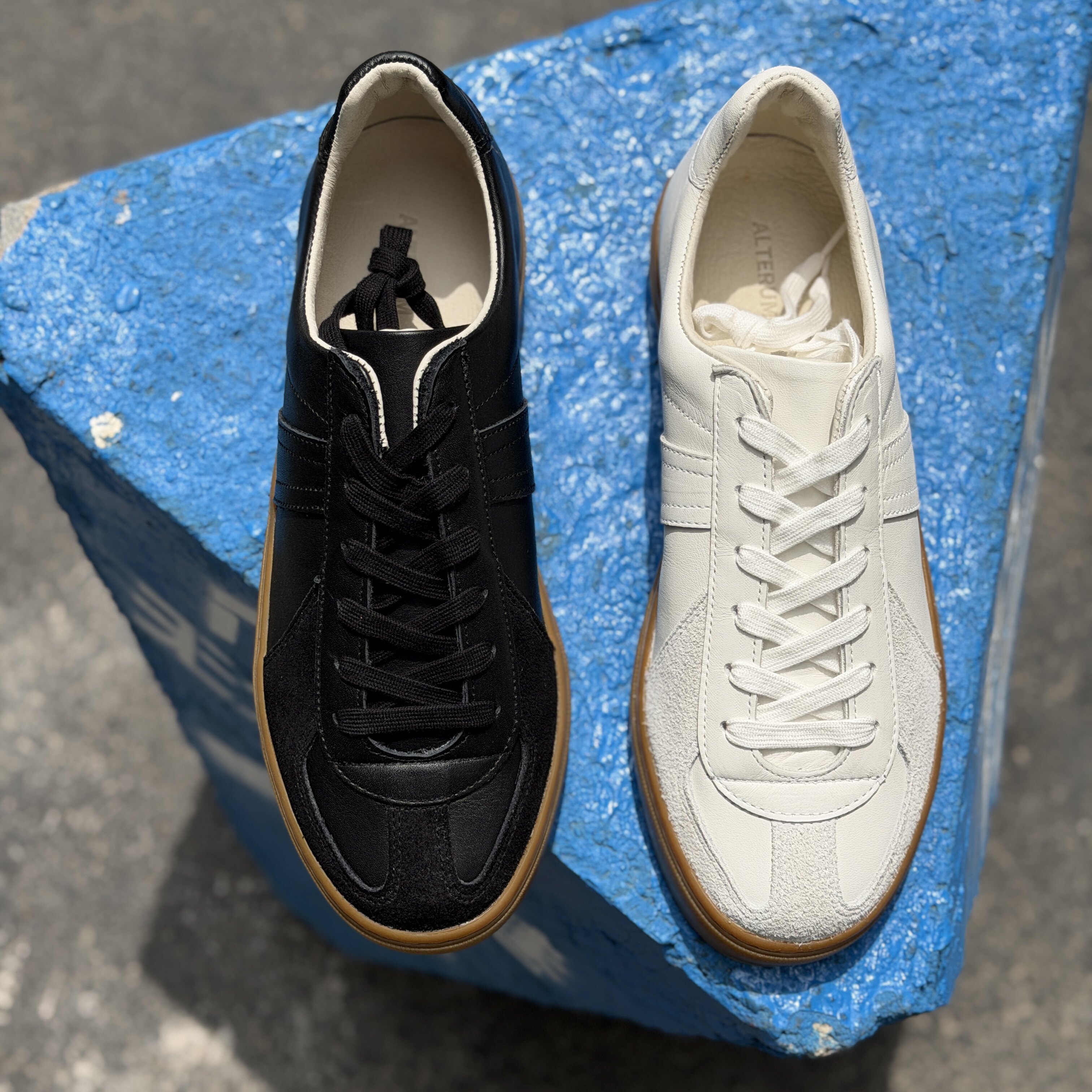 ALTERUM 日本制 VIBRAM 黄金大底全皮鞋垫内衬复古德训休闲鞋