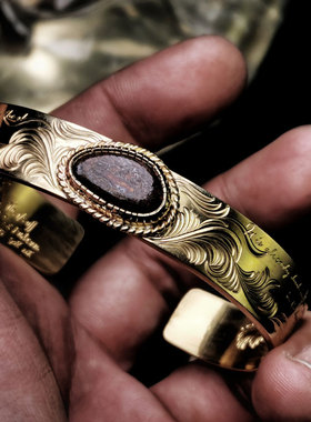 22K全金恐龙化石唐草手镯