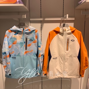 斯凯奇2026新年款 休闲梭织连帽外套P126B014 男童防风防泼水时尚