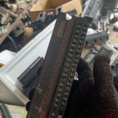 议价三菱远程IO模块，型号AJ65SBTB1-32T1，日本原装