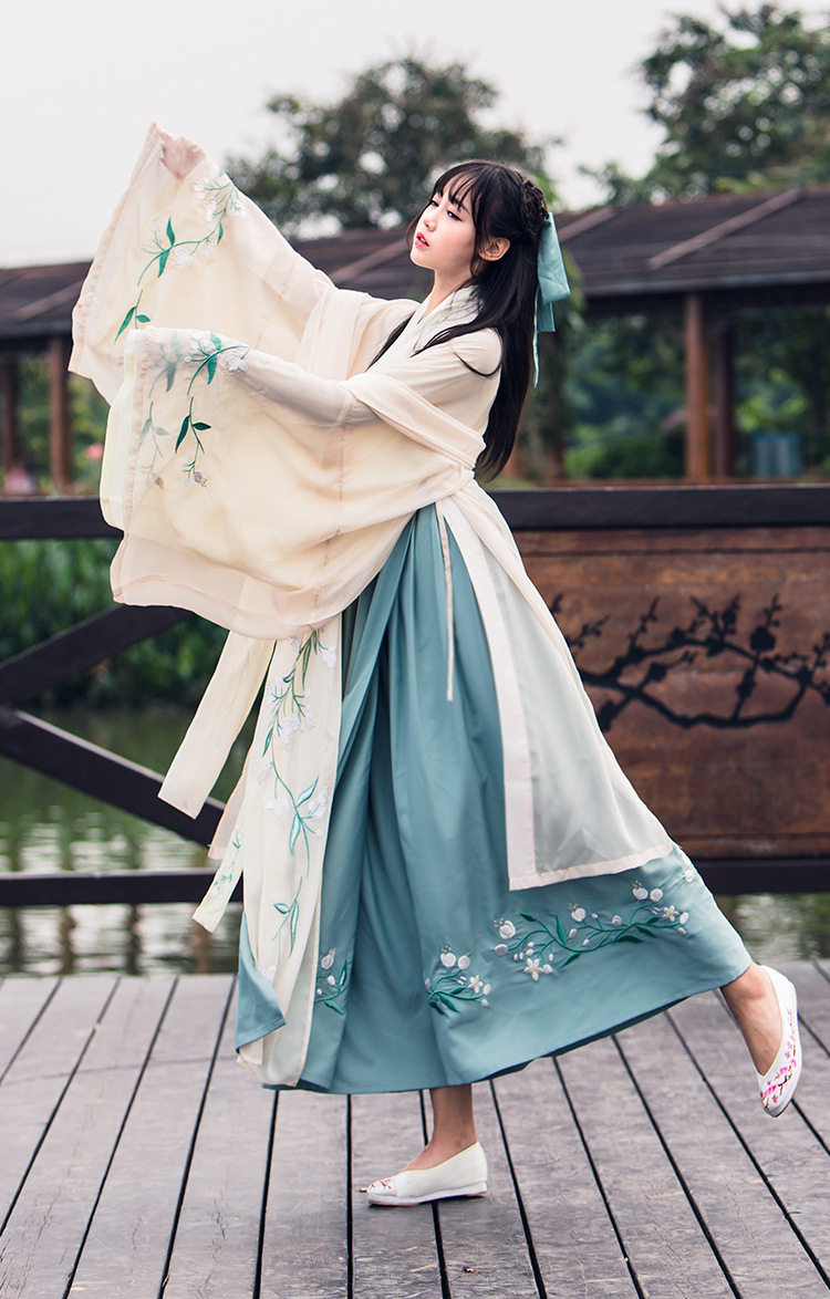 女汉服旅拍魏晋风大袖衫齐腰襦裙三件套日常装改良齐胸学生演出服