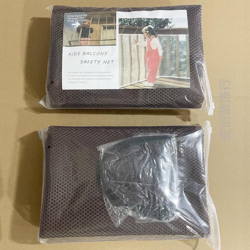 宠物隔离围栏门新款宝宝间隙挡板栏门护栏伸缩门口儿童栅栏狗网栏