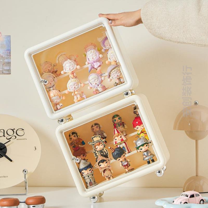 手办展示柜桌面新款大容量磁吸娃娃展示架防尘奶油摆件盲盒客厅阶