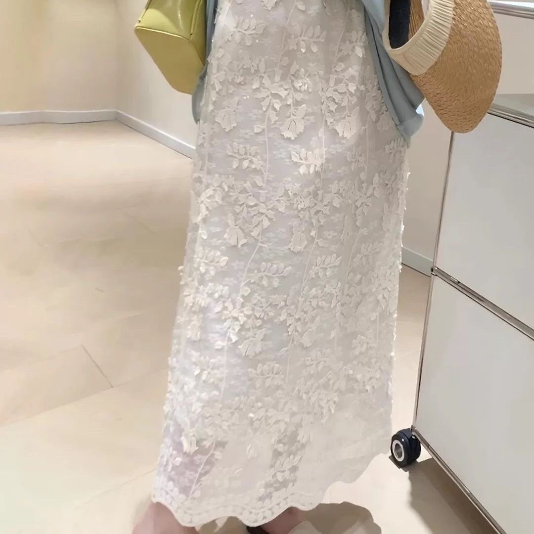 （现货法式刺绣高腰蕾丝半身裙女夏天复古气质温柔风绝美百搭长裙