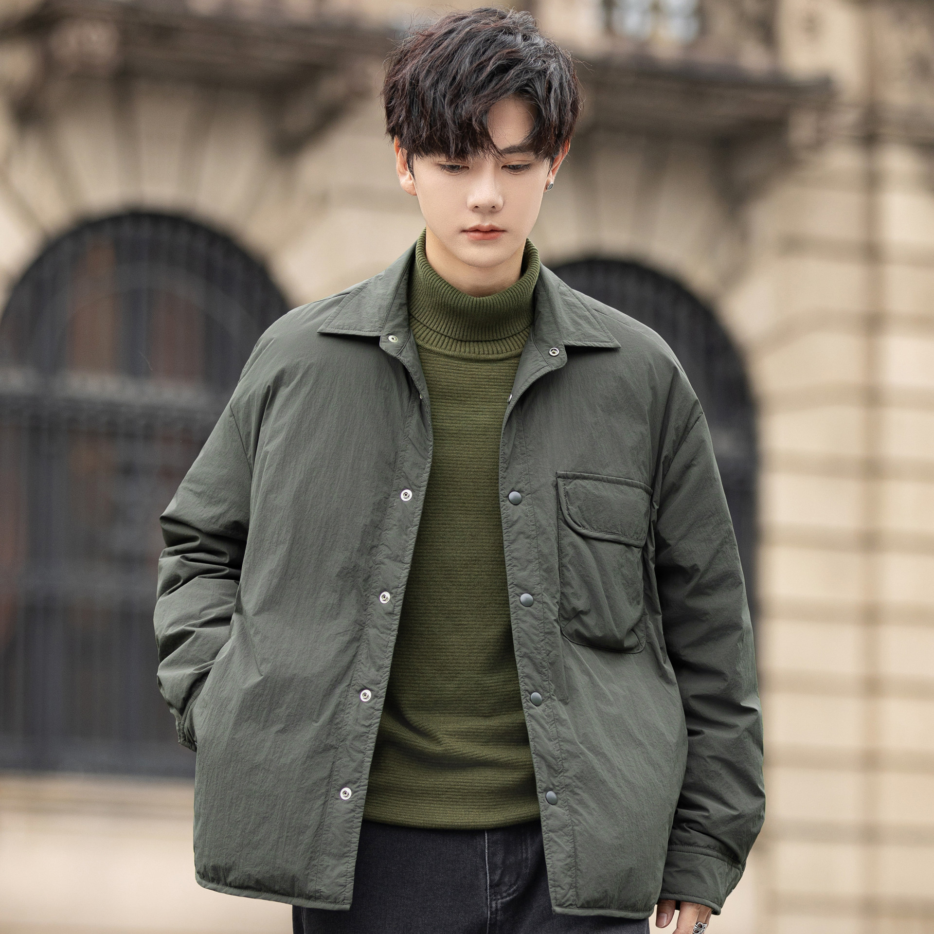 假两件轻薄羽绒服男士夹克短款冬季2025新款90白鸭绒翻领外套保暖