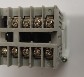 原装正品假货举报 温控表 E5CWL E5CWL-R1P E5CWLR1P PT继电器