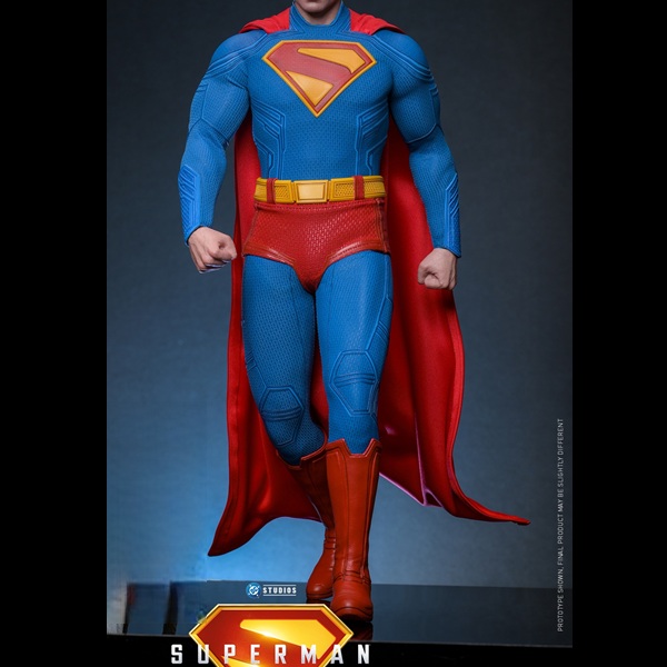 兵人1/6Hottoys超人&小氪