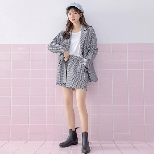 HNI Мода дождь Sheng Женская набор сладкая обувь корейская глобальная обувь анти -чельсика для воды для взрослых водонепроницаемые короткие плетеные дождевые ботинки