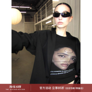 0122stepll叛逆基因 黑色短袖人像印花T恤女美式辣妹紧身短款上衣